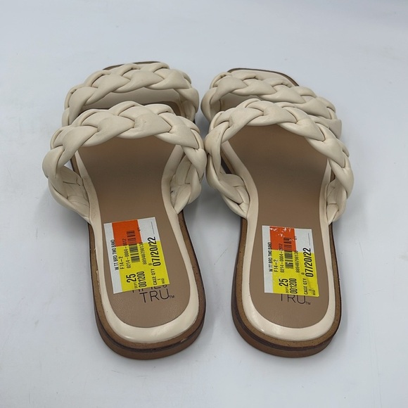 Braided Sandals - Picture 2 of 6